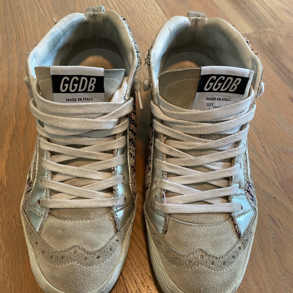 Gorgeous Golden Goose tweed sneakers